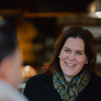 Verena Dietl, Gespräch